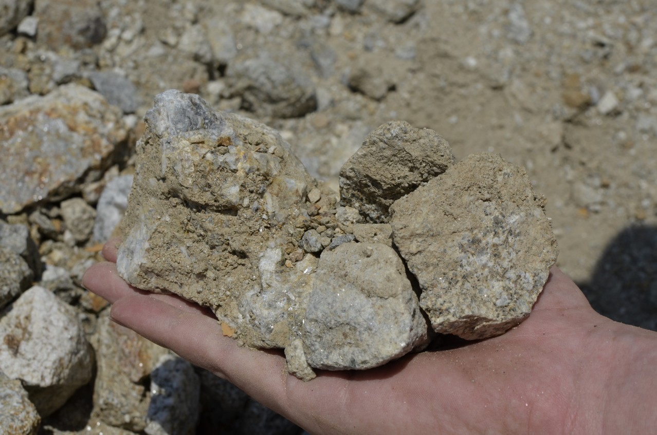 Recyklované kamenivo 0 - 63 mm (certifikované QUALIFORM) | Kompostáreň